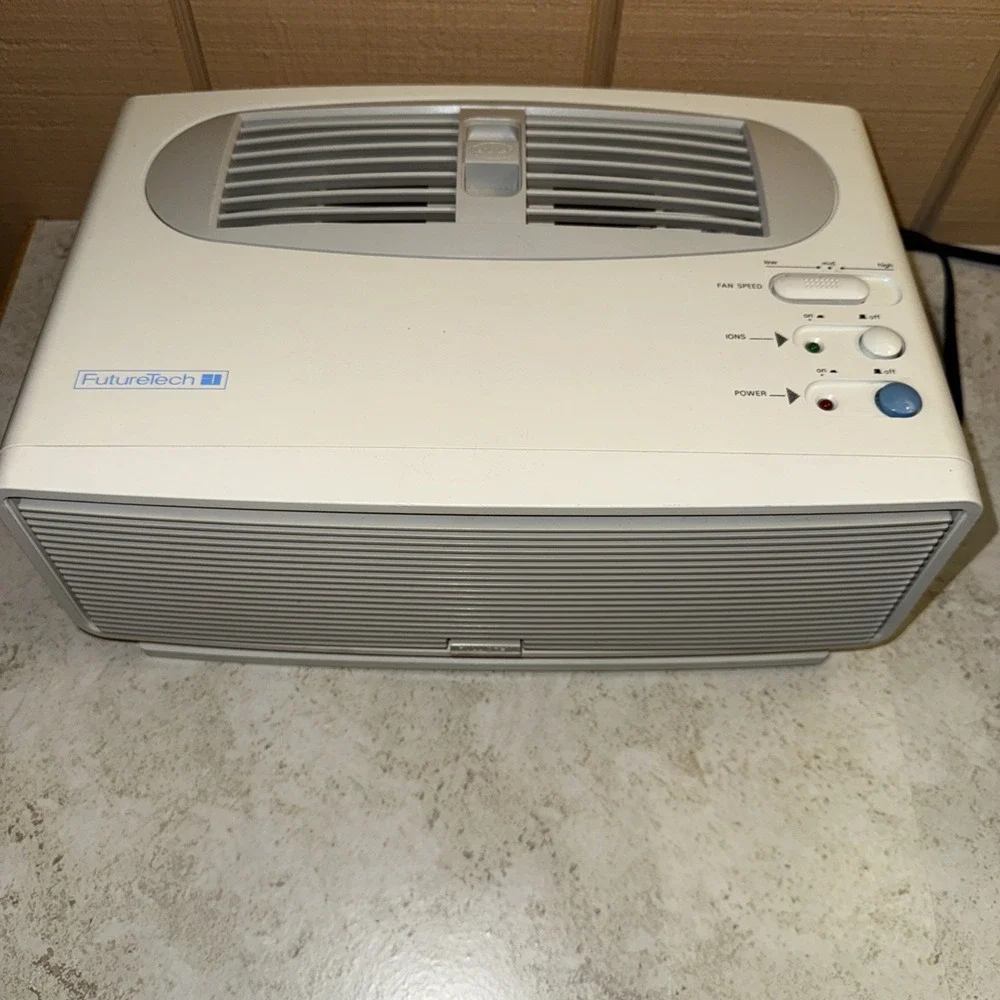 FutureTech Air Purifier with 3-Speed Control and Filter Indicator,‎ Works